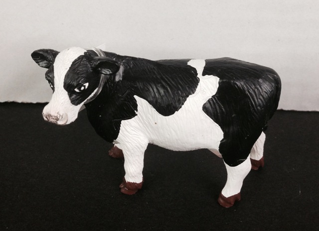 (image for) 1/24th Black and White Cow - Click Image to Close